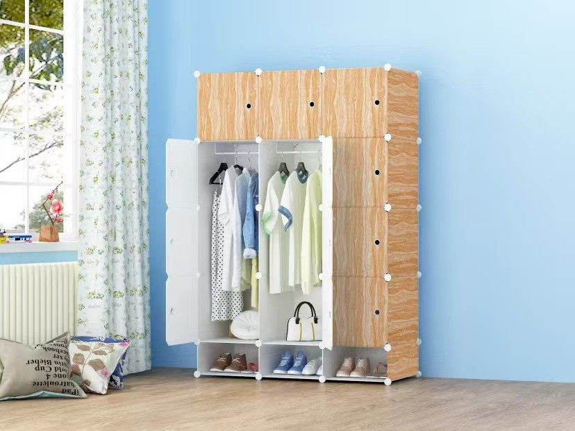 Plastic wardrobe (13)